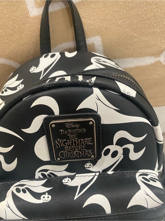 Loungefly the nightmare before Christmas zero mini backpack with all over print main image 4